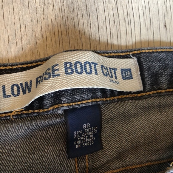 GAP Faded Grey Jean - Picture 6 of 10